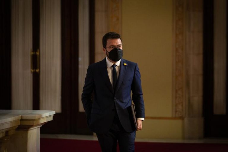 Aragonès culpa al juez de la actuación de los antidisturbios en el desahucio de Barcelona