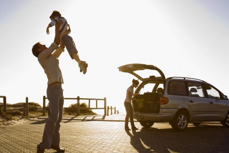 Ocho de cada diez españoles piensan quedarse en España durante el verano