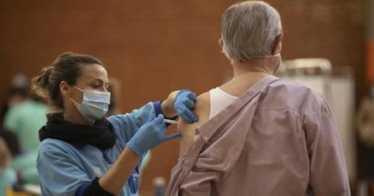 Andalucía suma 1.434 casos y 10 muertes