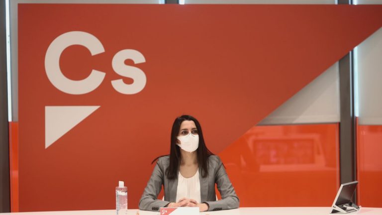 Arrimadas exige a Sánchez que haga caso al TS y no indulte a los «golpistas»