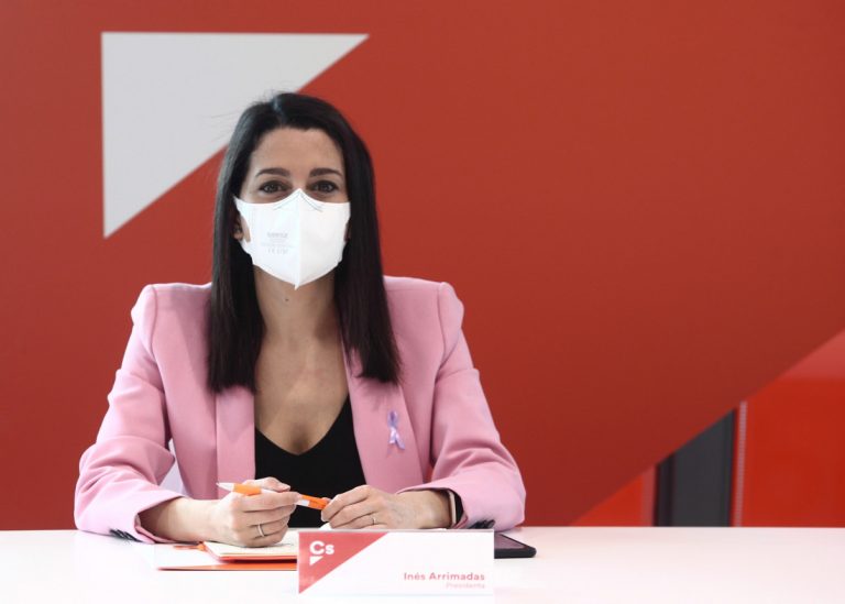 Arrimadas aguanta al frente de Ciudadanos