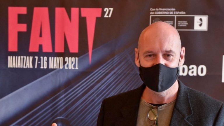 Balagueró, «un poco abrumado pero muy feliz» por el FANT de Honor
