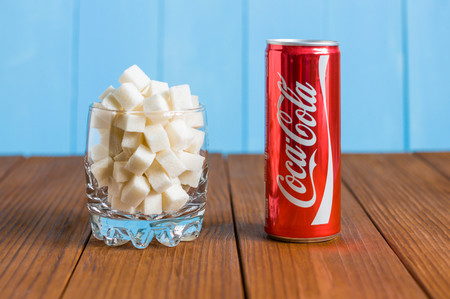 COCA-COLA TODOS LOS DÍAS  Increíble pero cierto: esto es lo que le pasaría  a tu cuerpo si bebes una Coca-Cola todos los días