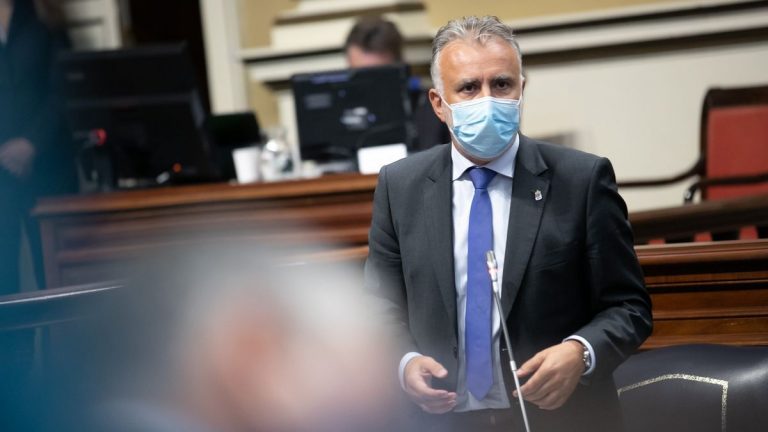 El presidente de Canarias admite que las medidas para erradicar la pobreza no son suficientes