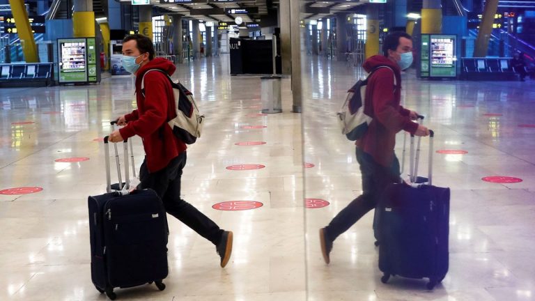 El turismo nacional volverá a salvar la temporada, con un 77% de la afluencia