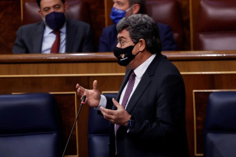 CEOE rechaza la oferta de Escrivá por rebajar las exenciones en ERTE