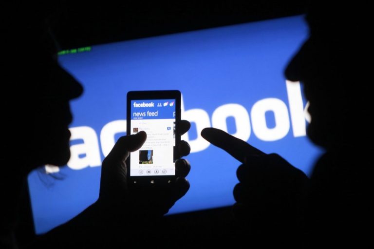 Bruselas investiga a Facebook por abuso de posición