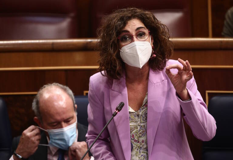 Hacienda urge a las CCAA a poner en marcha la línea de ayudas directas