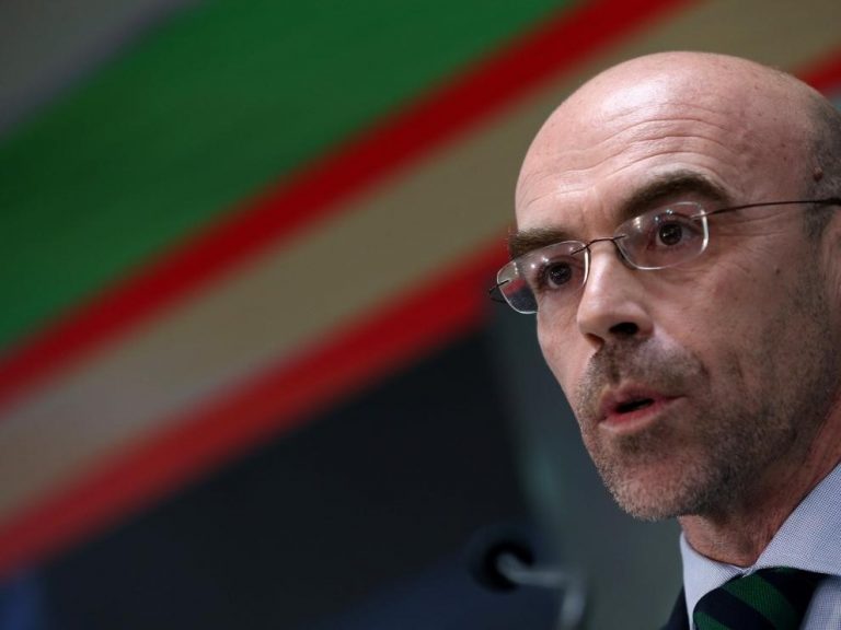 Vox insiste en elecciones en Andalucía y seguirá rechazando leyes de PP y Cs