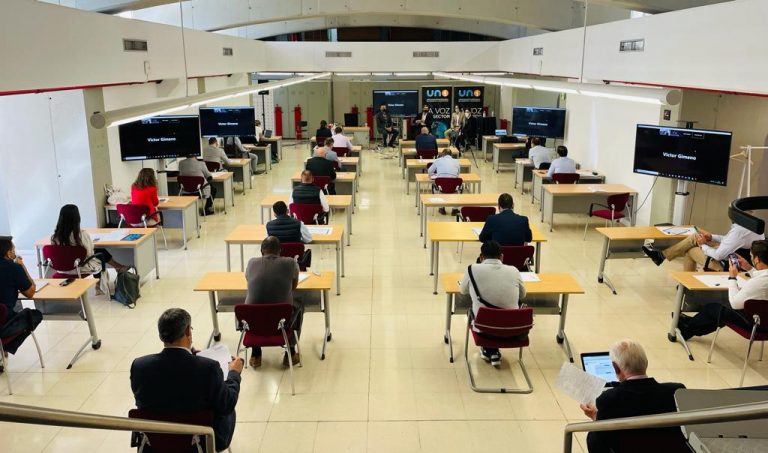 La patronal logística propone implantar un modelo propio de ‘mochila austríaca’