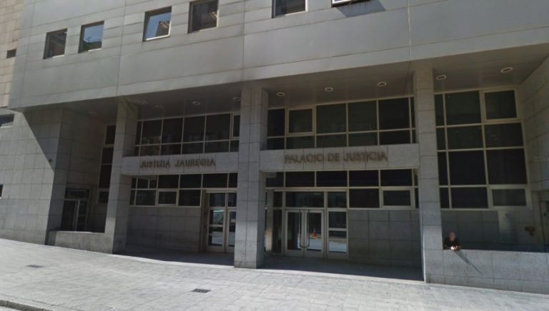 Condenado a 9 años de cárcel por asesinar a la pareja de su madre