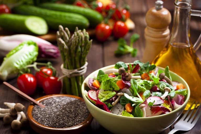 La dieta mediterránea reduce el riesgo de contagio de COVID-19 hasta en un 64%