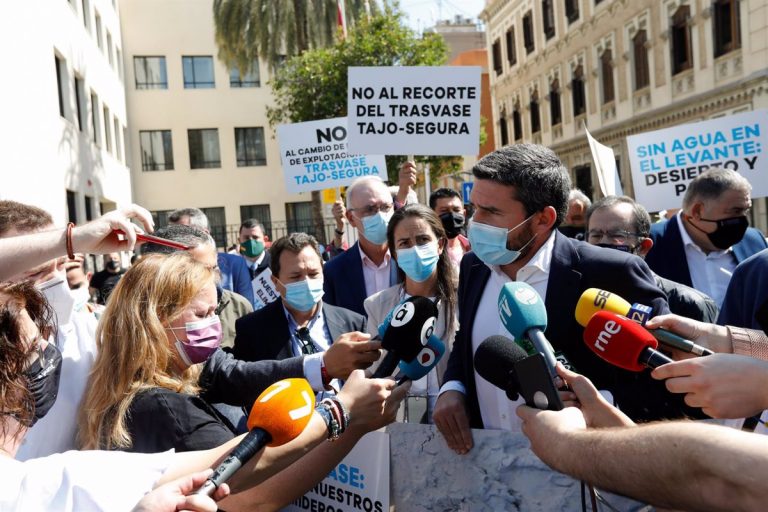 Los regantes avisan que van a «patalear hasta las últimas consecuencias»