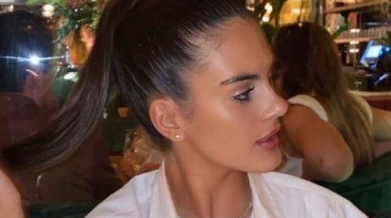 Las fotos más sensuales de María, la hija mayor de Guardiola pillada comiéndose los morros de Dele Alli