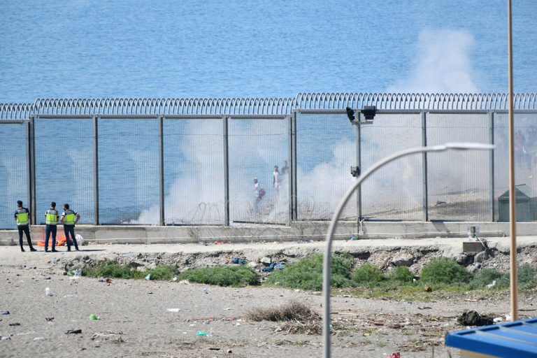 Marruecos recibió cerca de 250 millones en tres años para el control migratorio