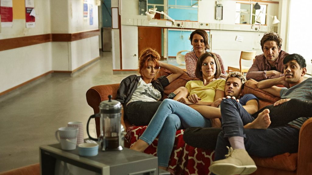 Netflix: Miniseries Desconocidas Y Buenísimas Para Ver Un Sábado 63 Crashing, Una Comedia