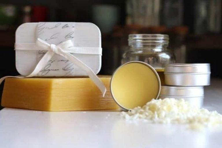 Cómo hacer un perfume sólido