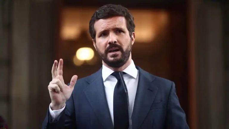 Casado pide a Sánchez dejar de «cantar el cuco» sobre cuántos vacunados hay