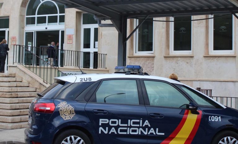 Acepta 6 años por fingir ser policía para abordar a chicas y violar a una menor