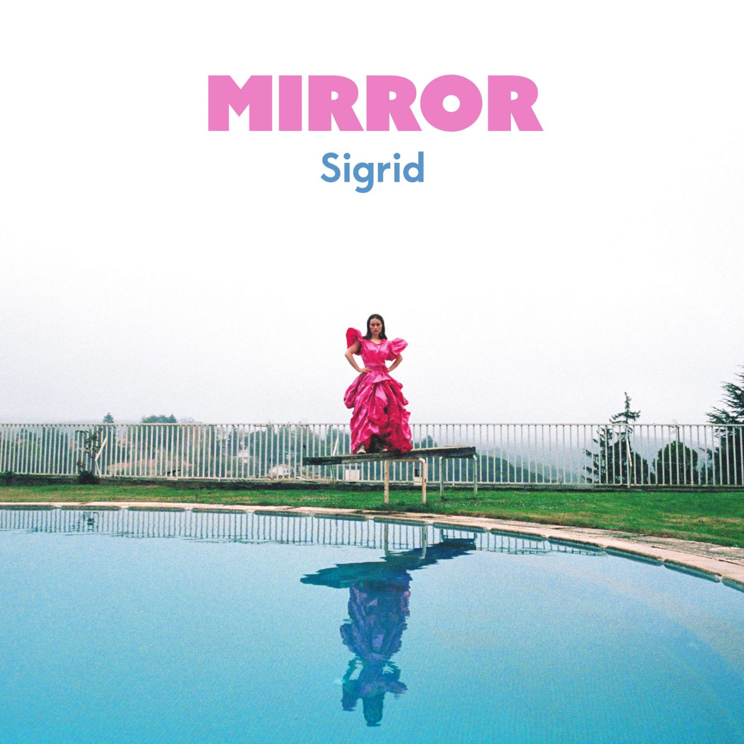 Sigrid Mirror