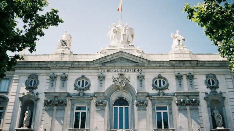 El TS tipifica como agresión sexual la obtención de vídeos de una menor bajo intimidación en RRSS