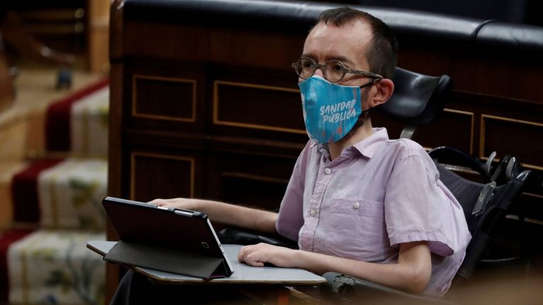 UP quiere que el Congreso avale hablar de referéndum y amnistía en la mesa de diálogo sobre Cataluña