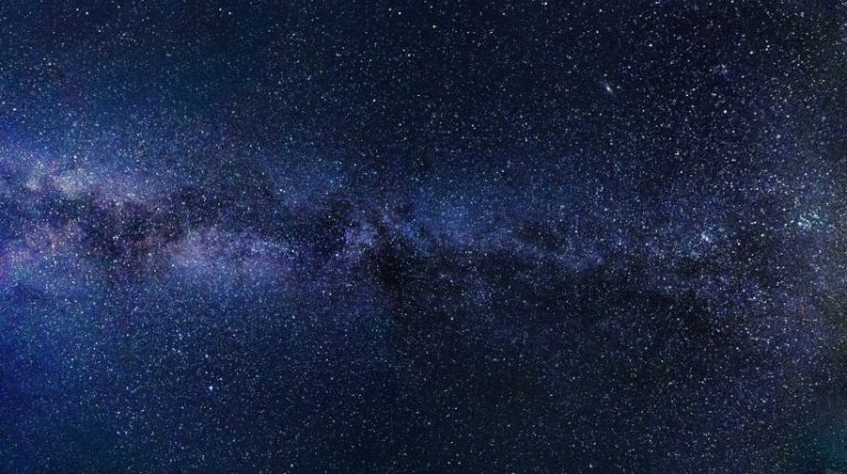 Producen las medidas más precisas de la composición y el crecimiento del Universo