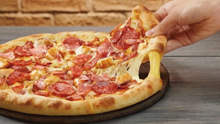 Pecado carnal: así puedes hacer en casa la pizza de Domino’s Pizza