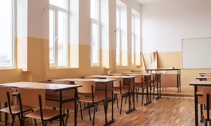 Extremadura arranca la semana con 39 aulas en enseñanza online