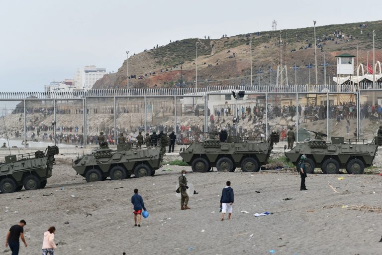 El Gobierno dará 500.000 euros a Ceuta y 4,5 millones a las CCAA