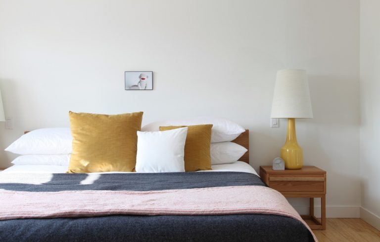 Cómo quitar el olor de una habitación