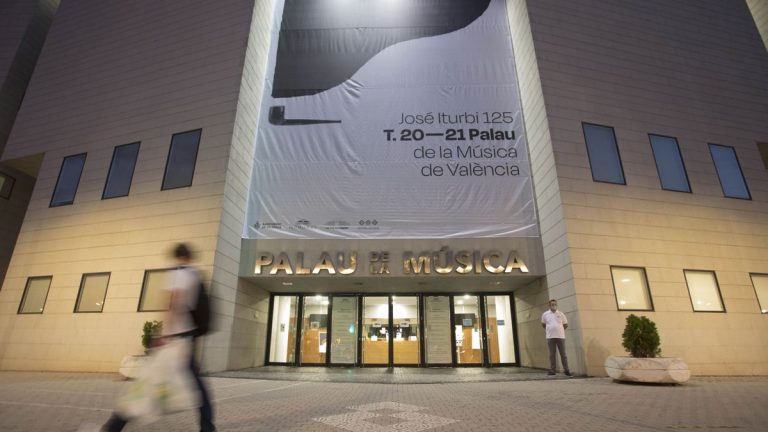 La campaña gráfica del Palau de la Música ‘José Iturbi 125’ de Diego Mir, nominada a los Premios Laus 2021