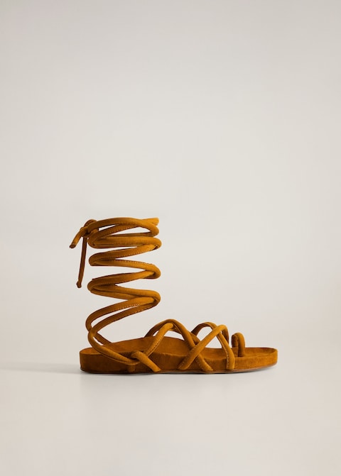Mango Apuesta Por Estas Sandalias Liadas Para Este Verano.