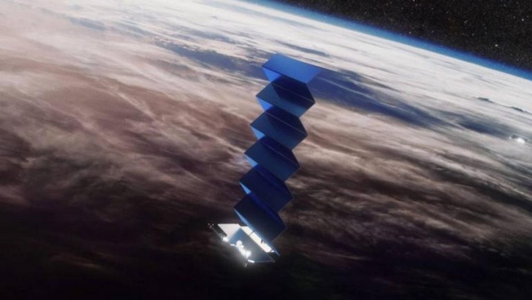 Cómo ver los satélites Starlink de SpaceX mientras pasan por el cielo