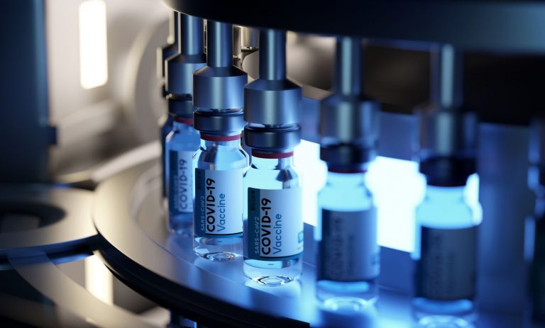 Galicia prevé retrasos en la vacunación por la elección entre Pfizer y AstraZeneca