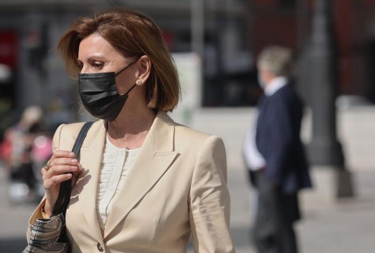 Ayuso, sobre Cospedal: «La presunción de inocencia debe prevalecer»