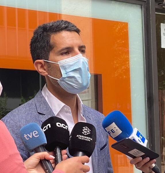Martín Blanco (Cs) acusa a Sánchez de «contentar a los separatistas» por interés propio