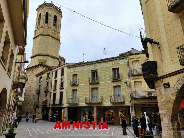 Independentistas entregan mañana en el Congreso las firmas recogidas en favor de la Ley de Amnistía