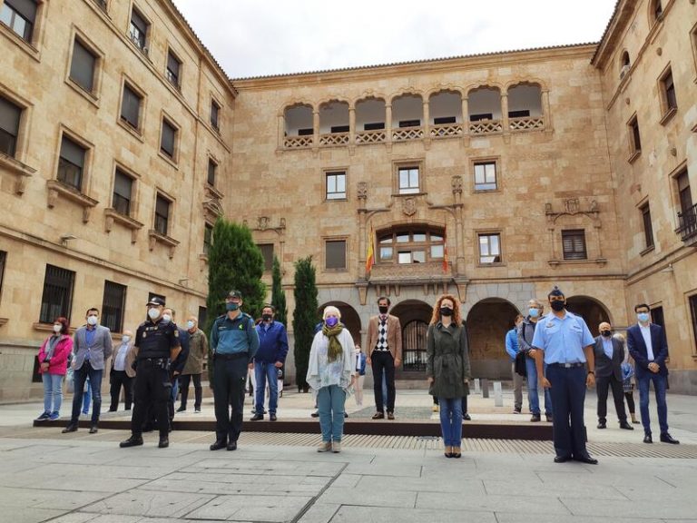 En estado «muy grave» la mujer apuñalada en Salamanca por su pareja, quien se ahorcó después