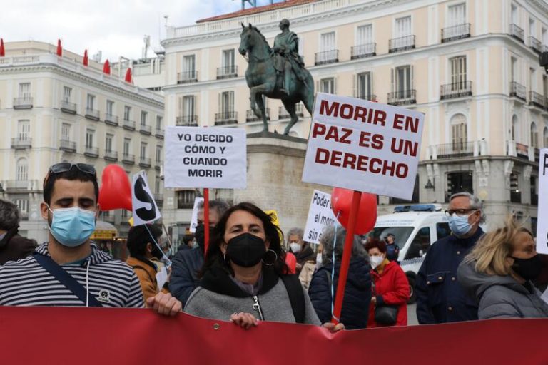 Este viernes entra en vigor en España la ley de la eutanasia