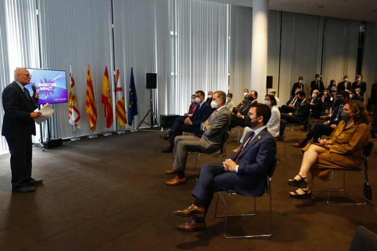 El Rey, Sánchez y Pere Aragonès inauguran juntos el Mobile