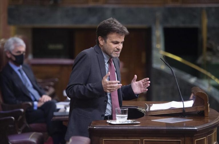 Podemos defiende hablar de amnistía y autodeterminación: «tienen encaje legal en la Constitución»