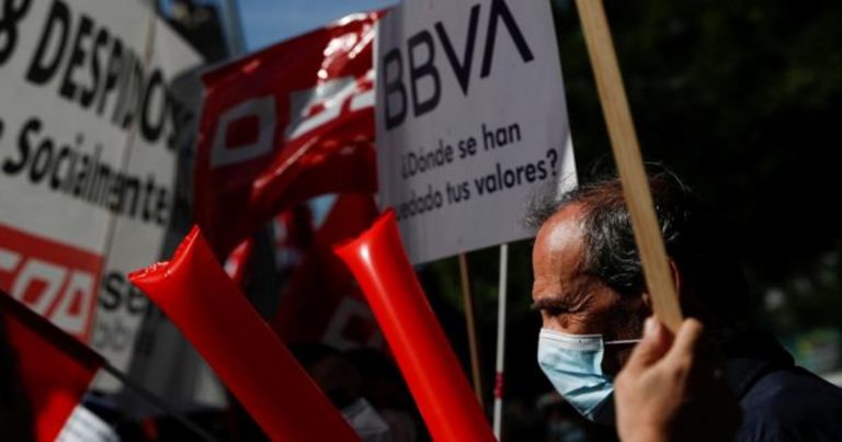 La huelga en BBVA registra un seguimiento superior al 70% de la plantilla