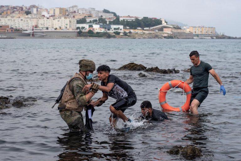 Baleares: Los menores no acompañados de Ceuta supondrán un coste de 20 euros al día