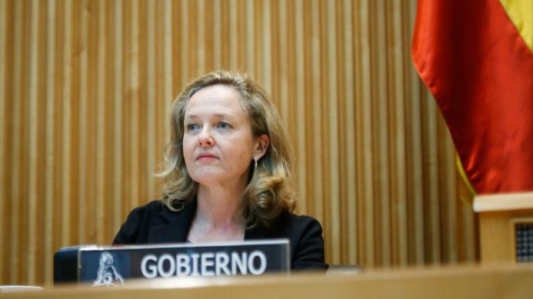 Calviño remarca la «urgencia» de cerrar acuerdos sobre la reforma laboral