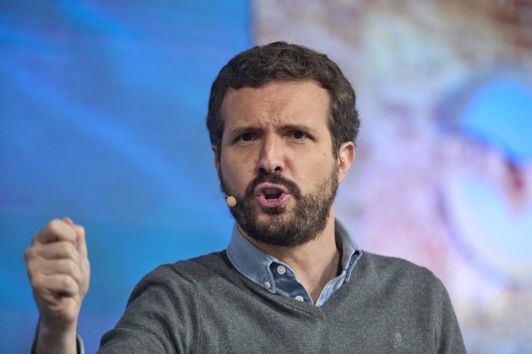 Casado dice, tras verse con Arrimadas, que pretende la unión por la base