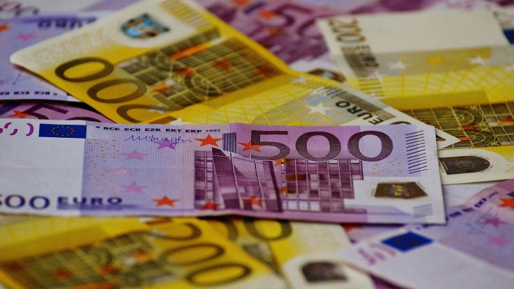 El Tesoro espera captar hasta 5.750 millones en bonos y obligaciones del Estado