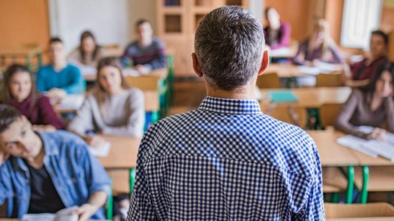 Galicia rechaza el plan de Educación sobre la repetición de curso