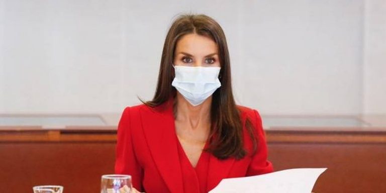 La Reina preside la reunión del patronato de la Fundación Residencia de Estudiantes