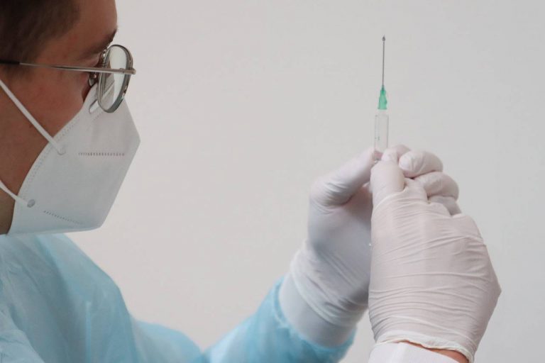 La confianza en las vacunas sigue creciendo en España